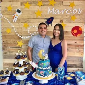 Meet your Posher, Glorivee